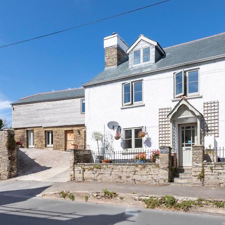 Horsemans Close Kingsbridge  Exterior photo